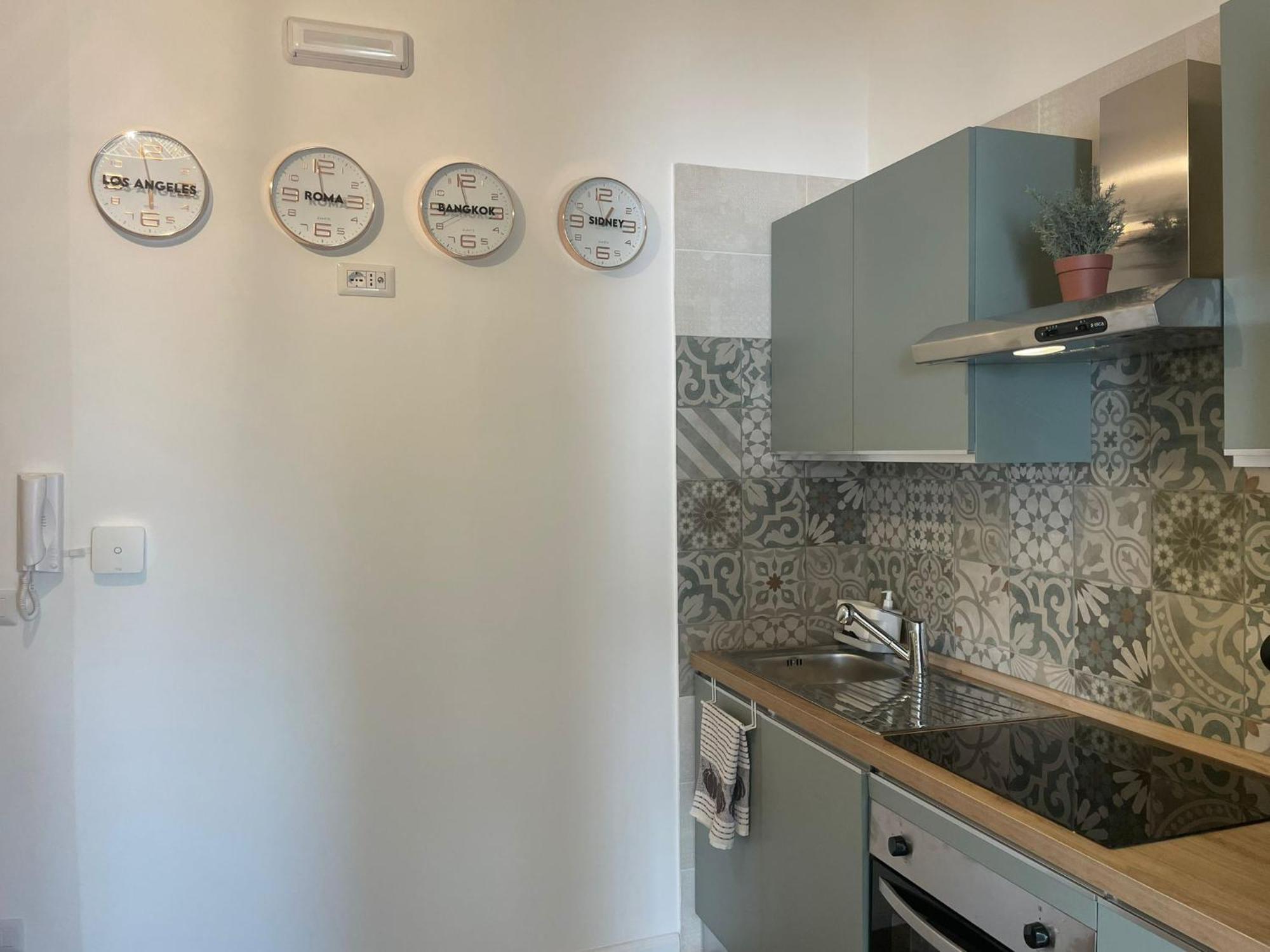 2 Bagni, 2 A Piramide Ostiense Roma